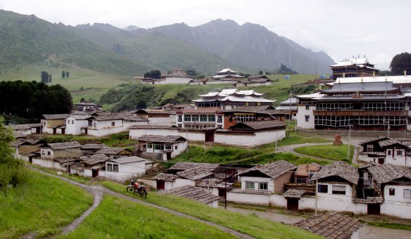 lang houses
